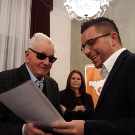 Größeres Bild ansehen