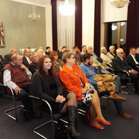 Größeres Bild ansehen