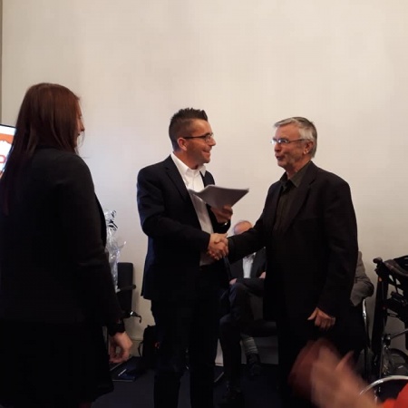 Größeres Bild ansehen