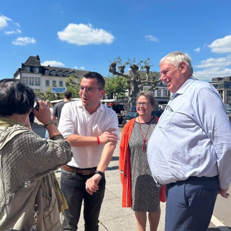 Größeres Bild ansehen